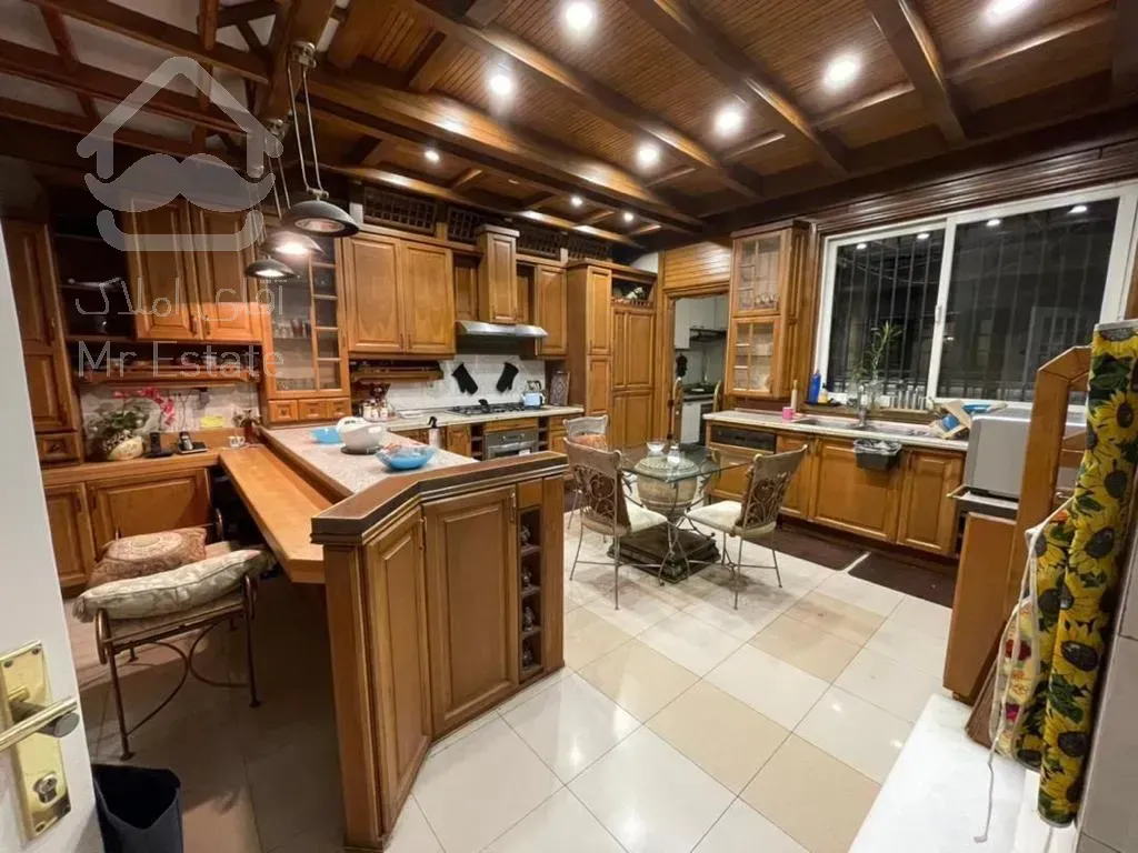 فروش کلنگی ویلایی 470 متری دوکله نیاوران زیر قیمت