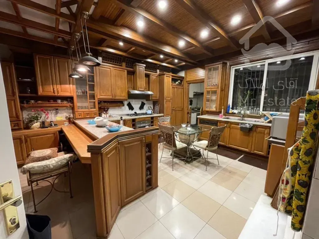 فروش کلنگی 406 متر زیر قیمت در نیاوران