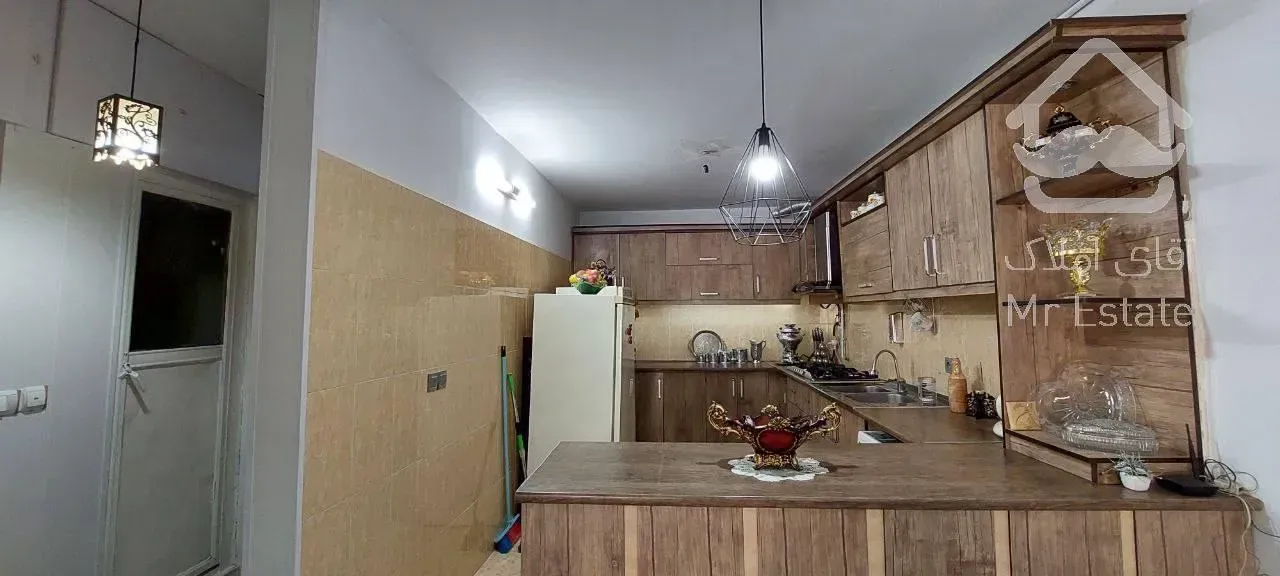 آپارتمان 95 متری در مطهری شمالی