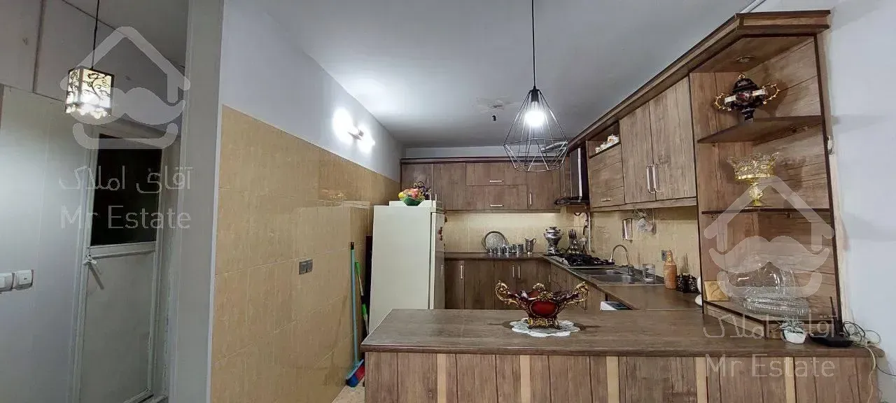 آپارتمان 95 متری در مطهری شمالی