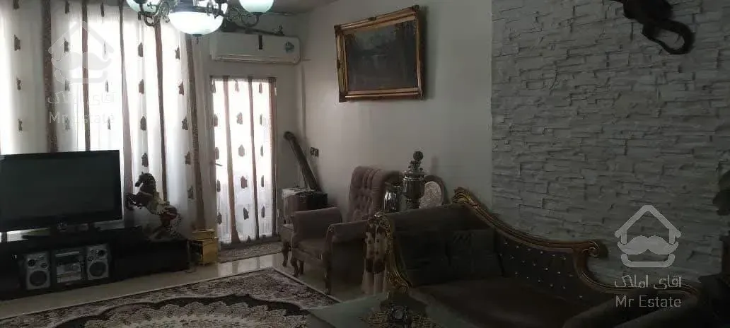 آپارتمان دو واحدی سرجلو نورگیر فول امکانات واقع در کوی امیرالمومنین