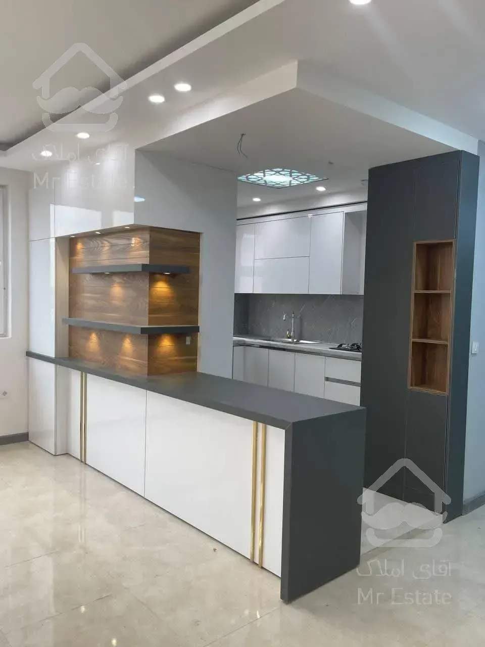 آپارتمان سندملکی نورگیر فول امکانات واقع در کوی امیرالمومنین