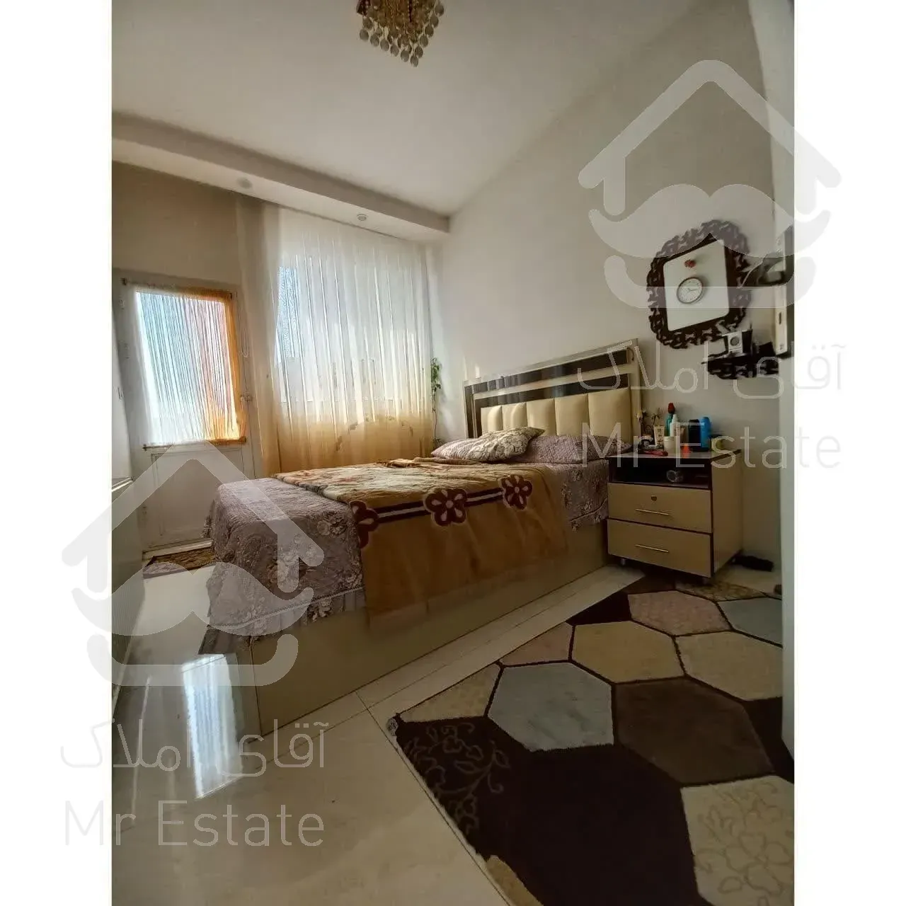 آپارتمان تک واحد/قولنامه/حاشیه10متر/کوچه20متر/عبدالمطلب