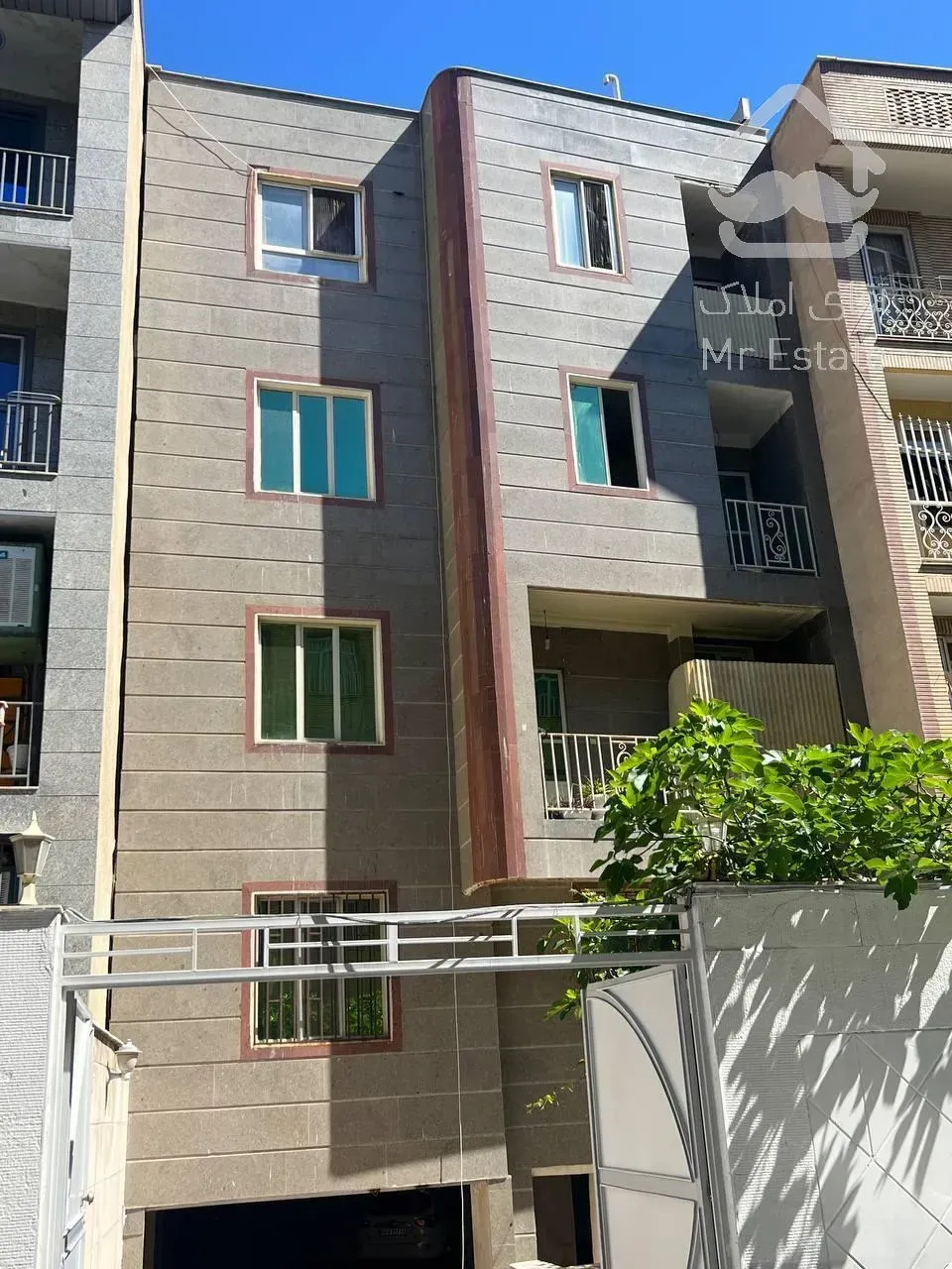 300 متر کلنگی با بر 10