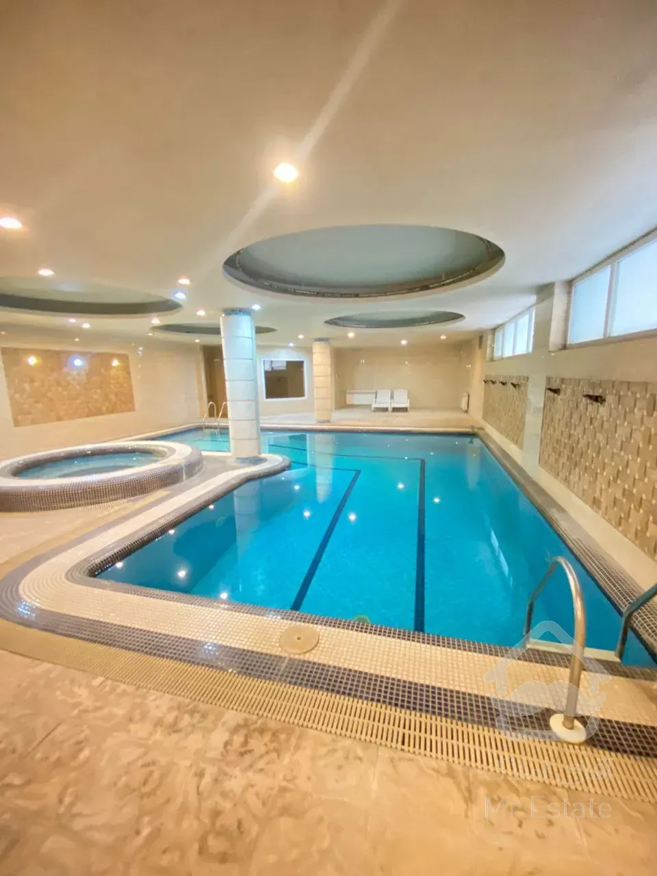 فروش 170متر مسکونی پاسداران