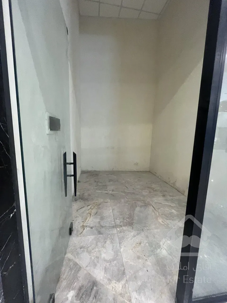 فروش مغازه 36 متری فول امکانات در رونیکا مال هروی