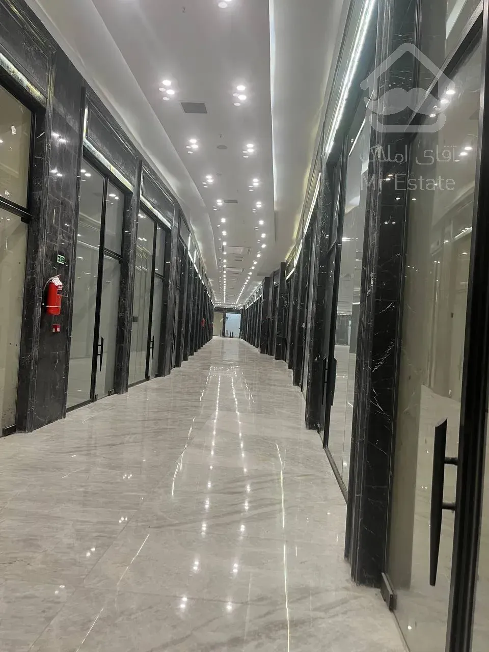 فروش مغازه تجاری 20متری ویترین مناسب کسب وکار شما/ رونیکامال هروی