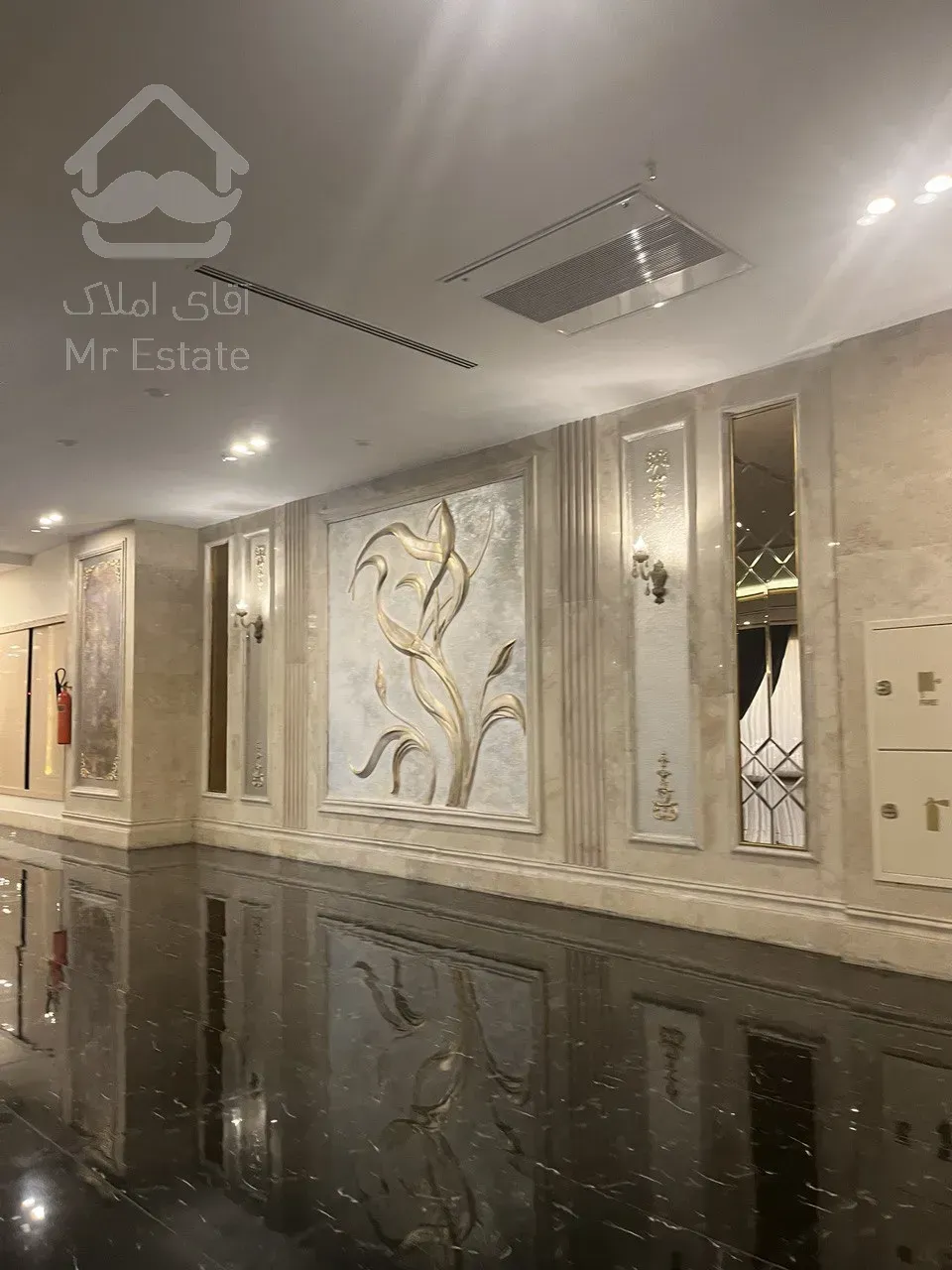 فروش واحد 111 متر فول هتلینگ رونیکاپالاس کوهک