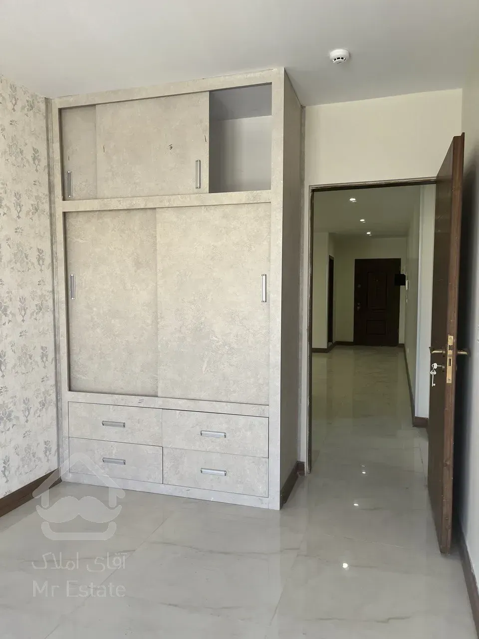 فروش واحد 196 متر رونیکاپالاس در هروی