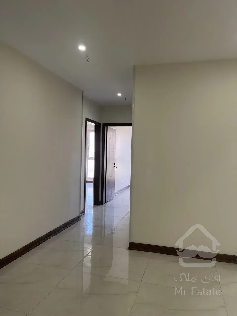 فروش واحد 196 متر کلیدنخورده در هروی