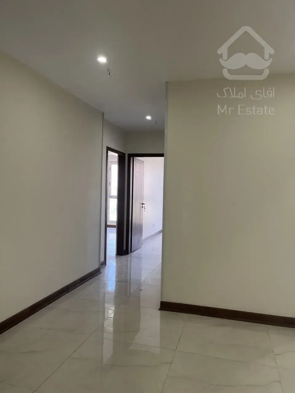 فروش واحد 196 متر رونیکاپالاس در هروی