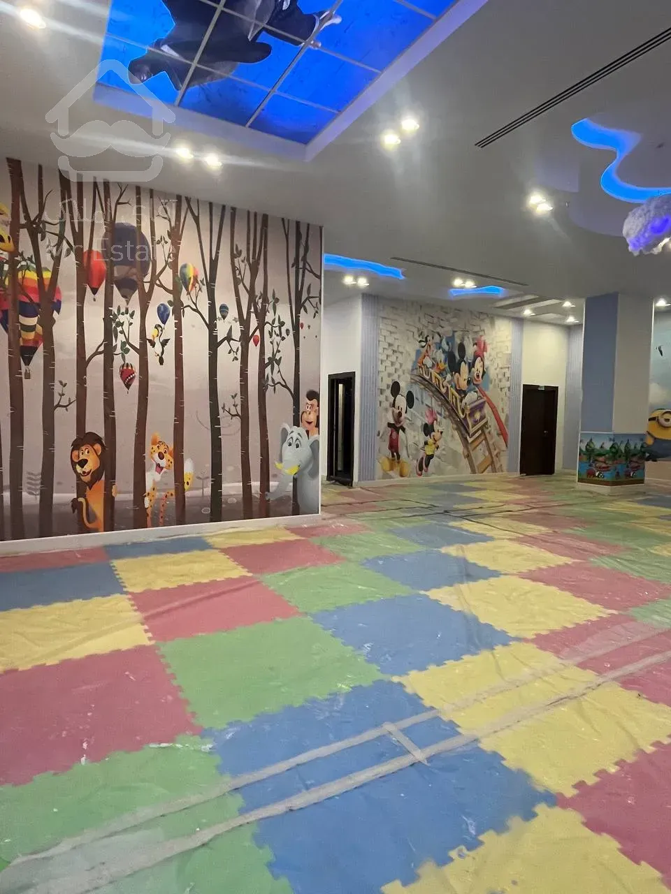 فروش واحد 113 متر رونیکاپالاس در بلوار ارتش