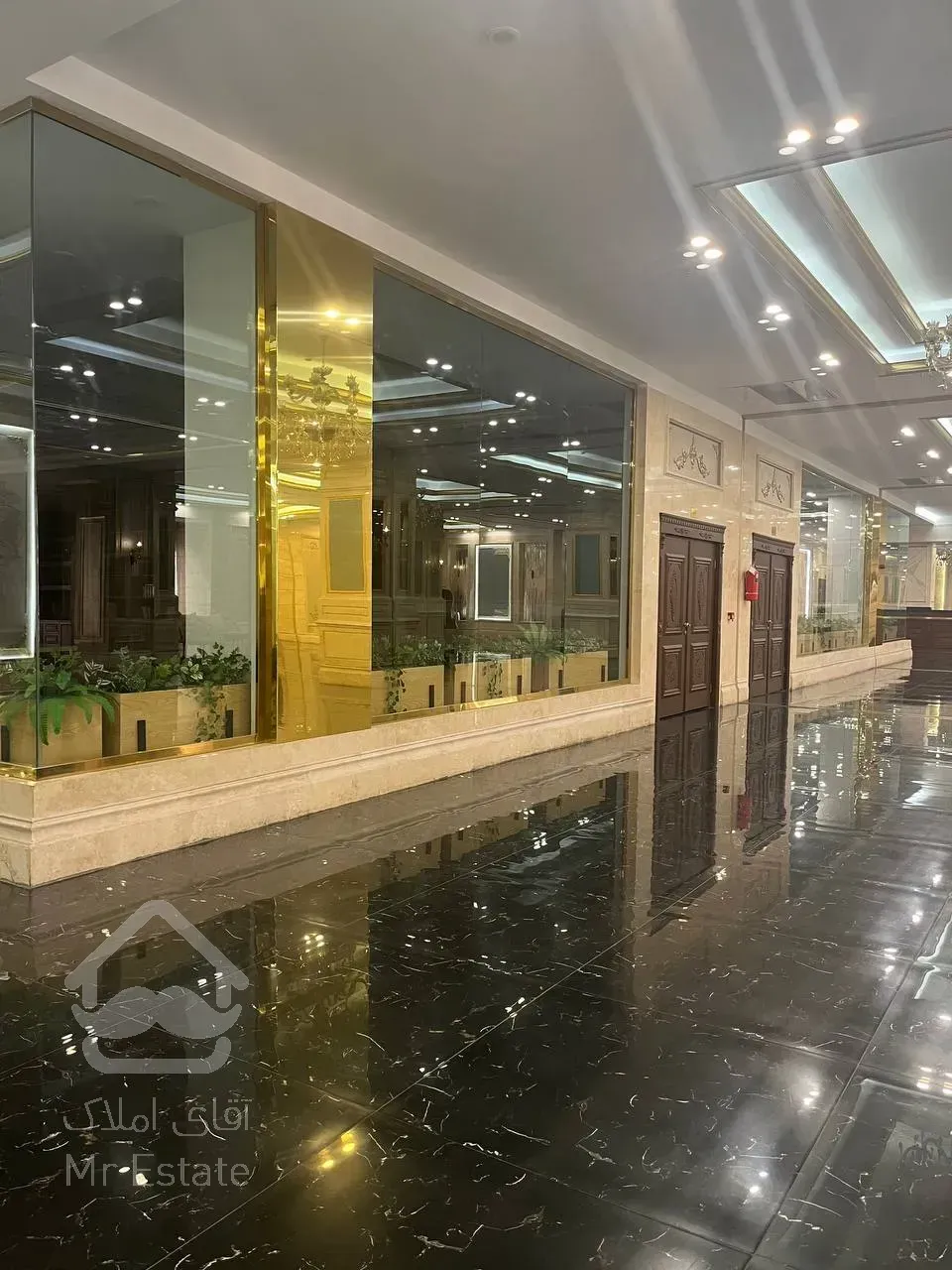 فروش واحد 109 متر رونیکاپالاس در بلوار ارتش