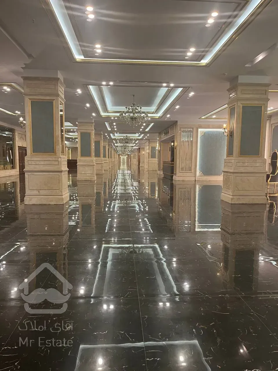 فروش واحد 114 متر لاگچری رونیکاپالاس در بلوار ارتش