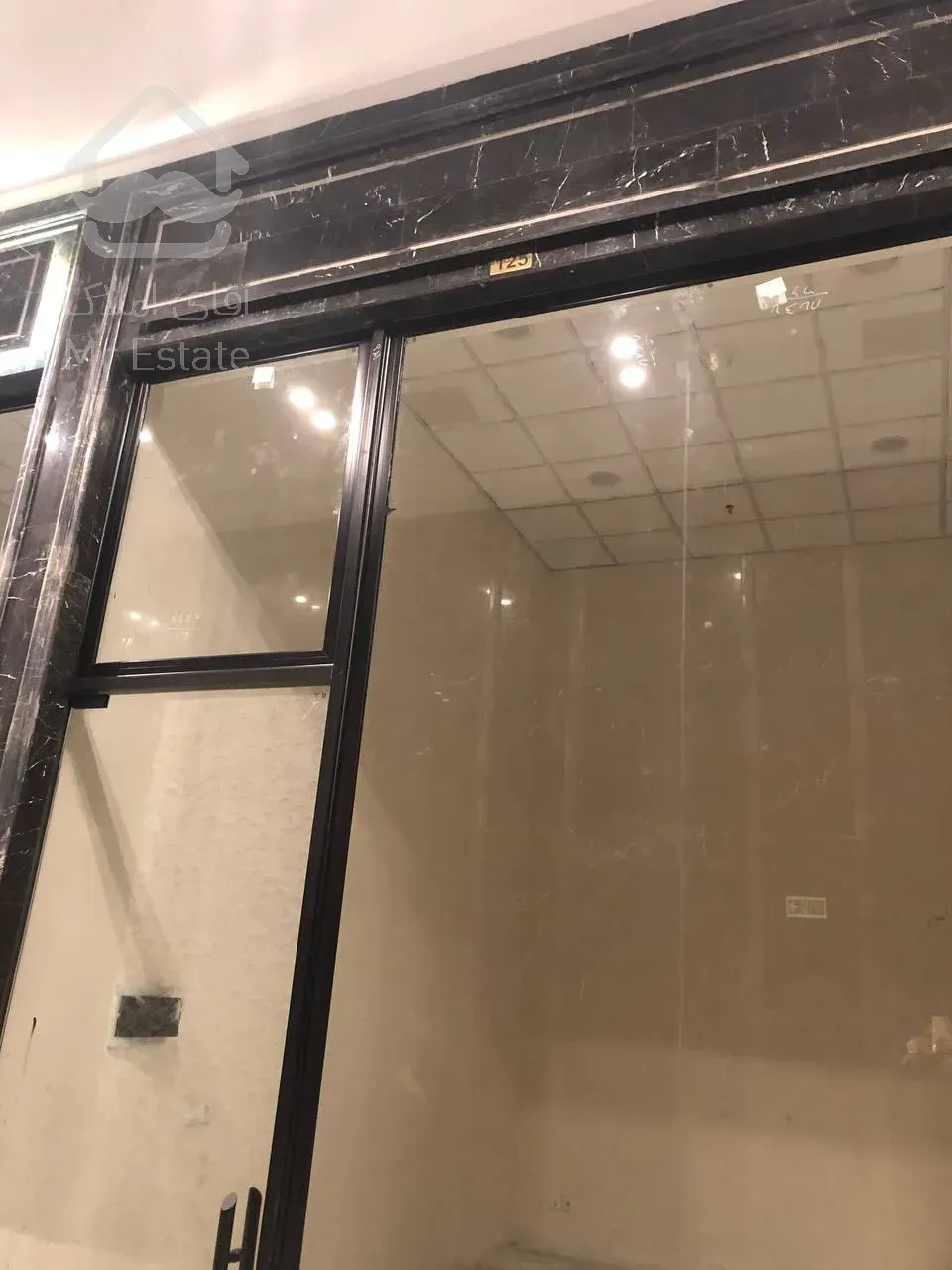 فروش مغازه 16 متری رونیکا مال پاسداران