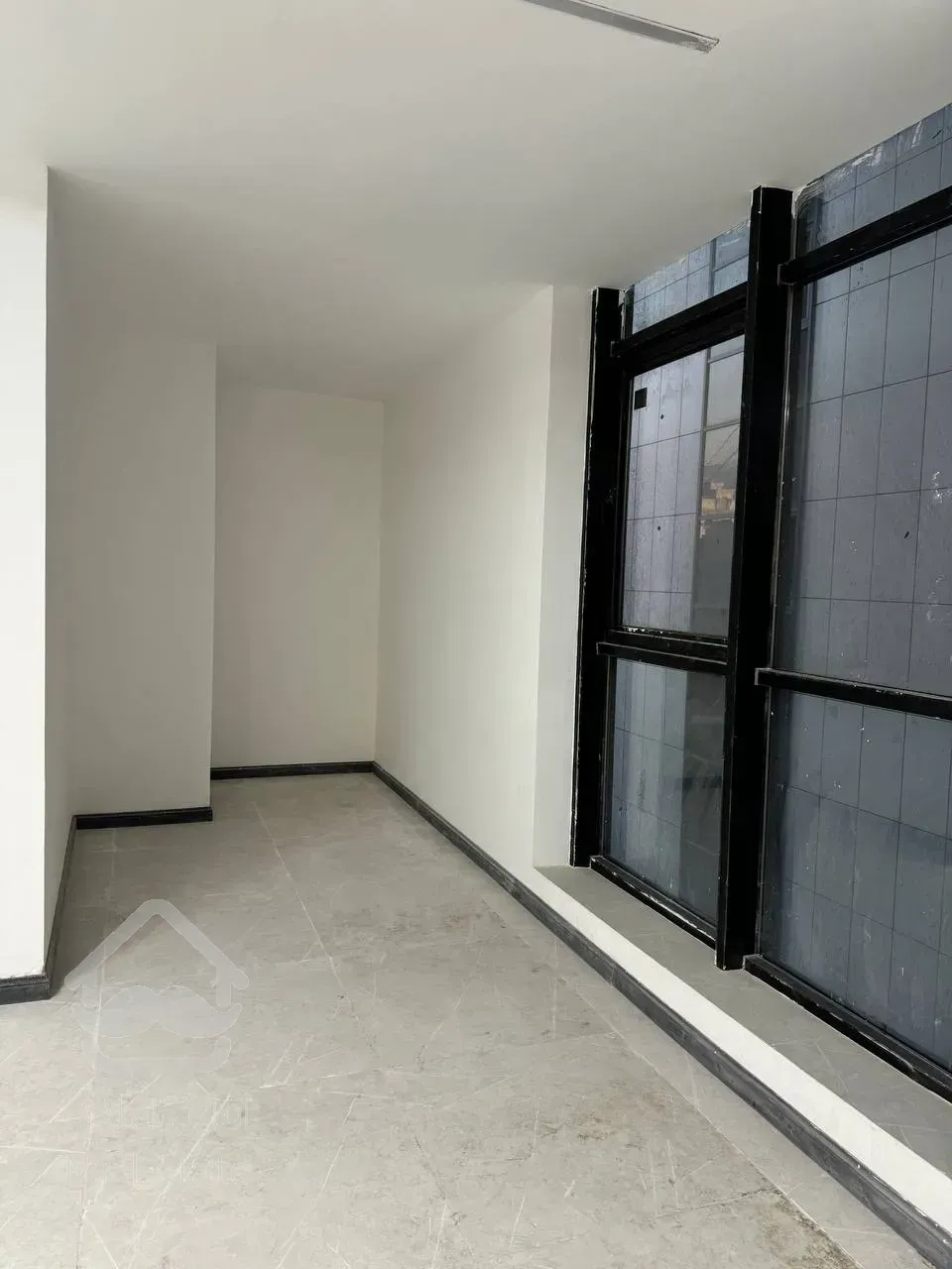 اجاره 69 متر اداری در رونیکا پالاس غروی