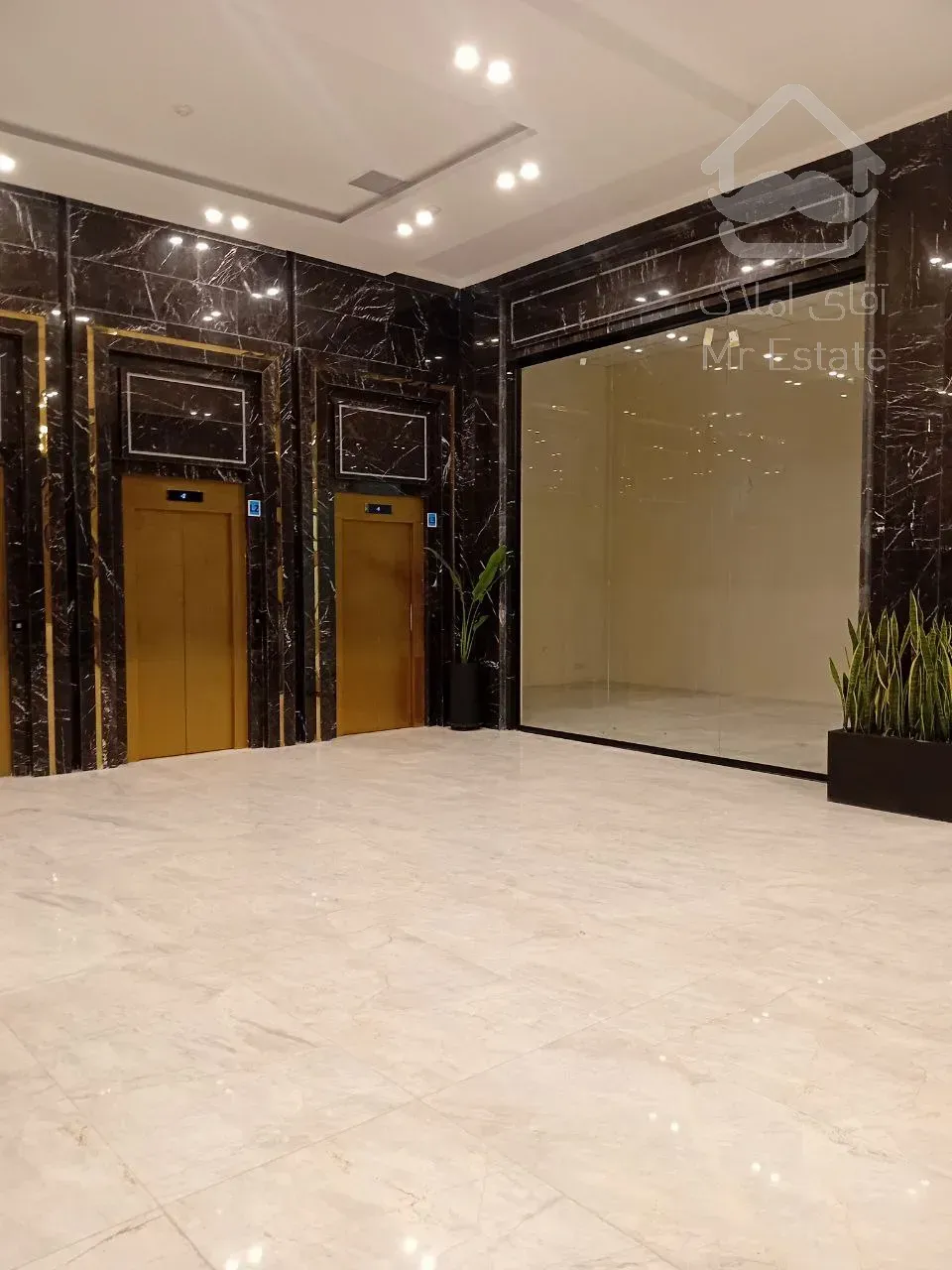 پیش فروش واحد تجاری رونیکاپالاس میرزابابایی بهترین موقعیت پاخور بی نظیر