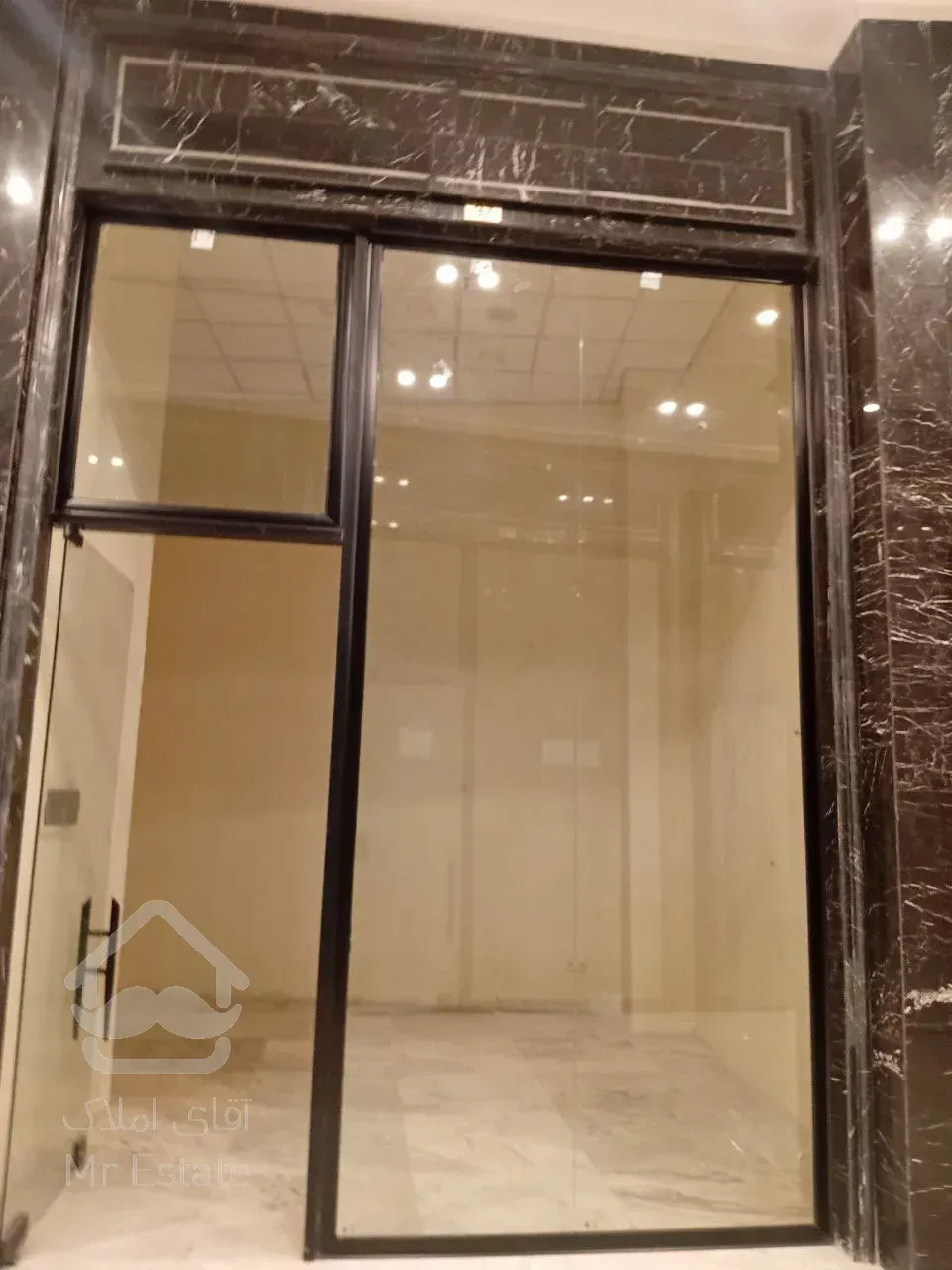 پیش فروش واحد تجاری رونیکاپالاس میرزابابایی بهترین موقعیت پاخور بی نظیر