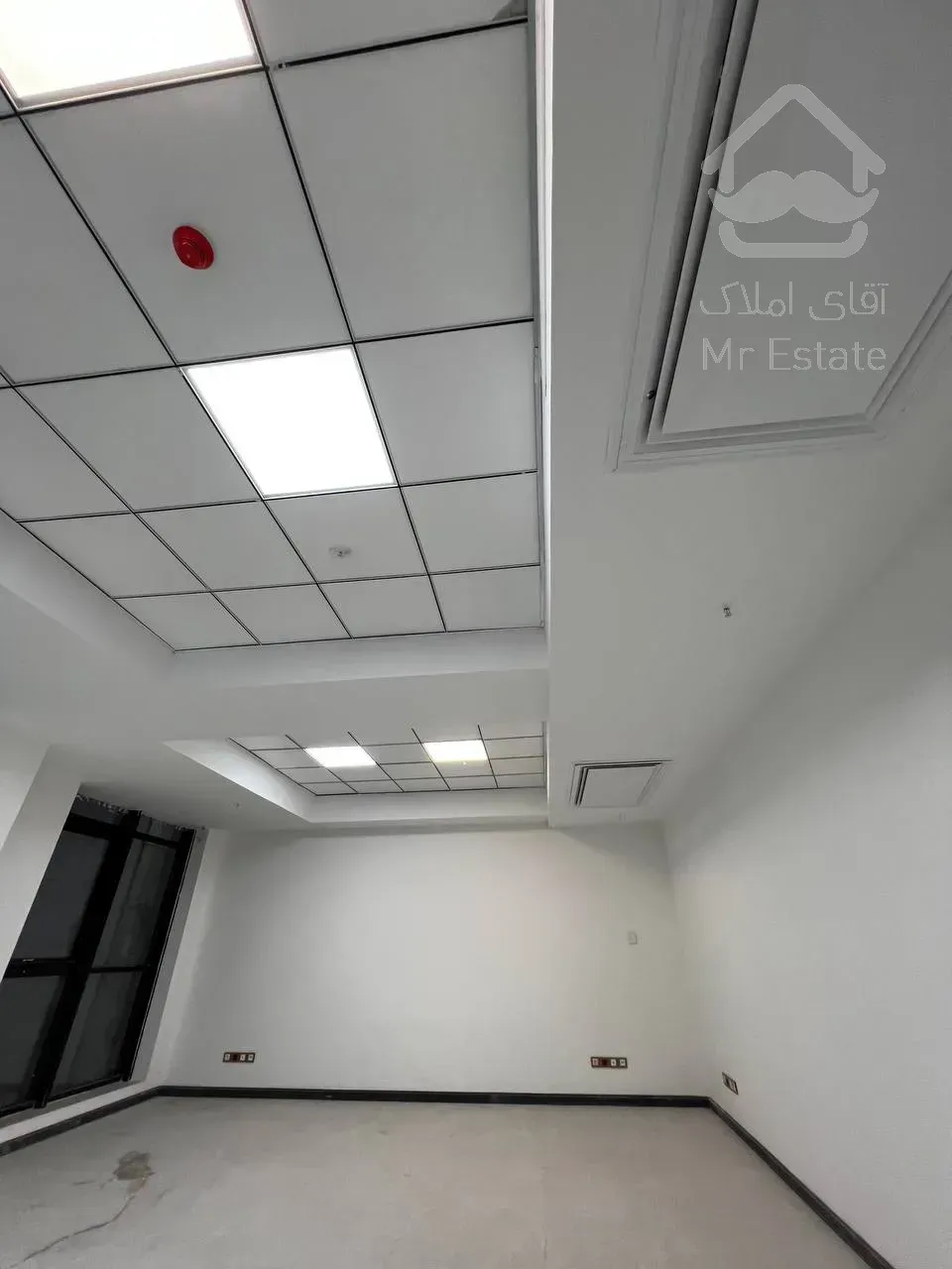 فروش واحد 69 متر اداری رونیکاپالاس در پونک