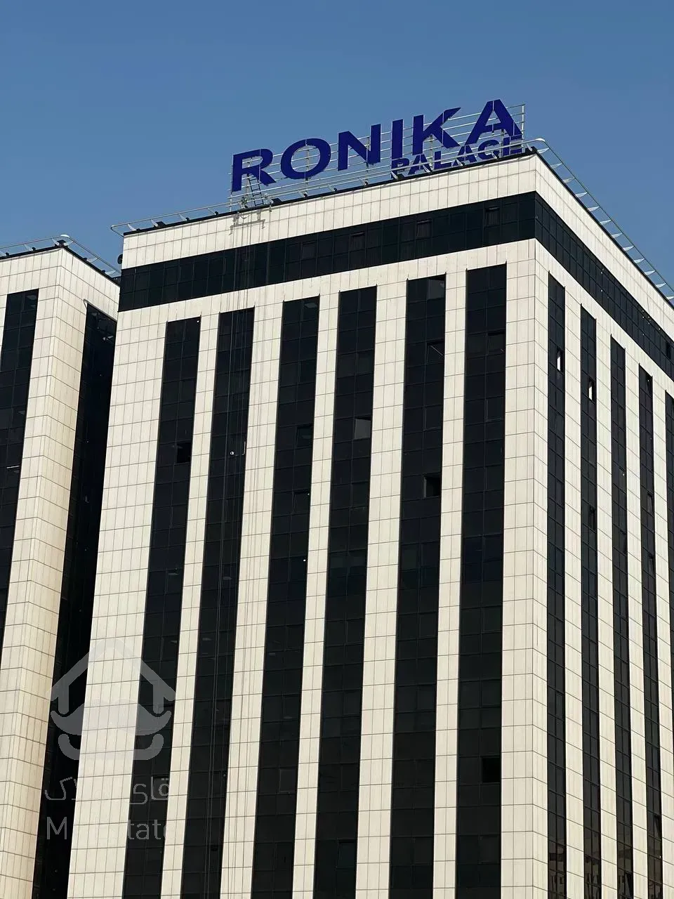 فروش واحد اداری  82 متری در تاپ لوکیشن ترین با سند اداری