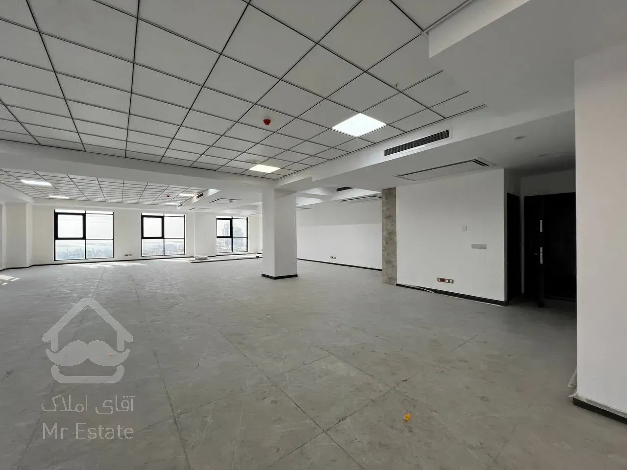 فروش واحد اداری 221 در پونک/تنها پارک اداری در تهران/اقساط/امکانات بالا