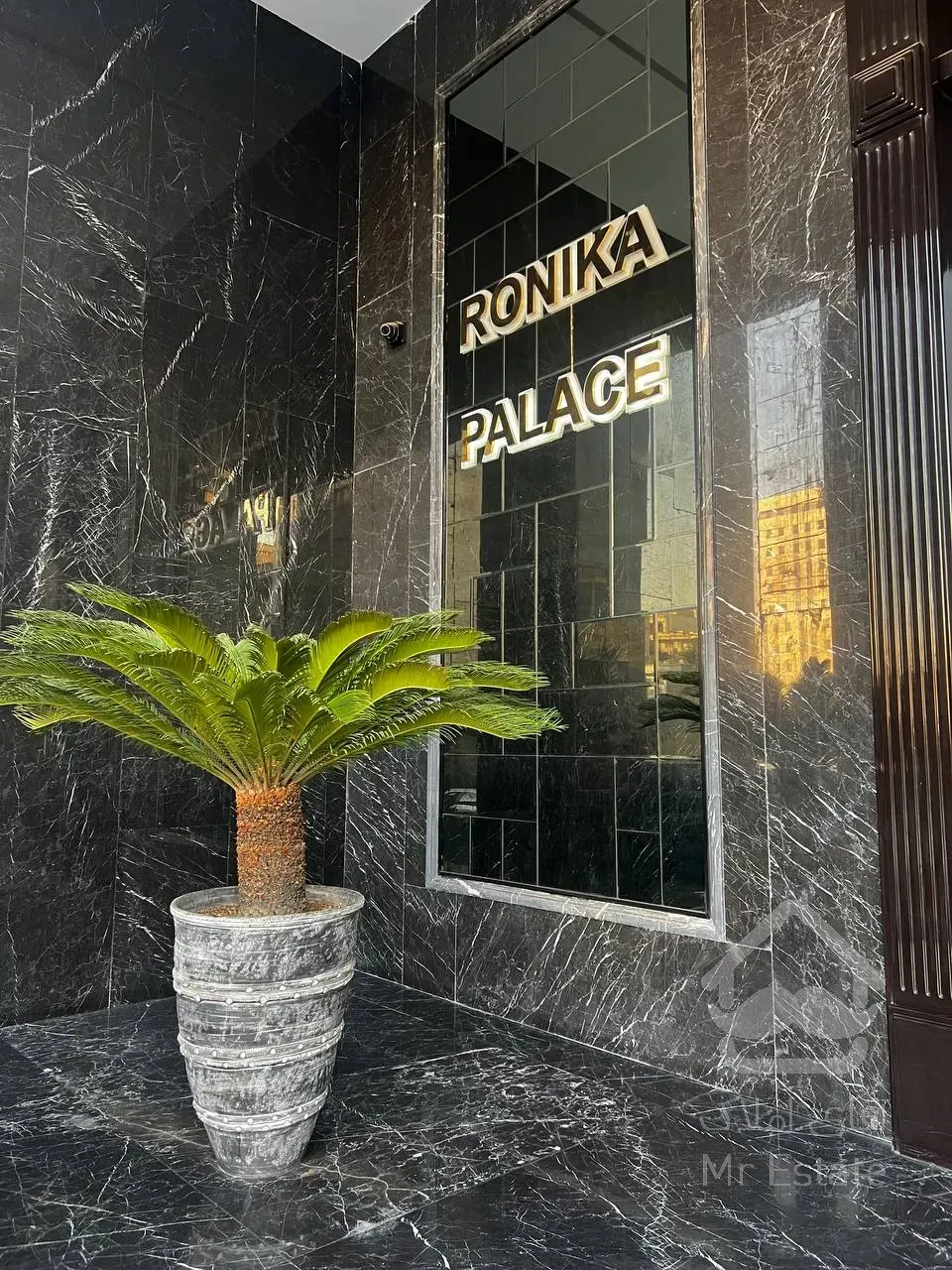 فروش واحد اداری در مجموعه رونیکاپالاس