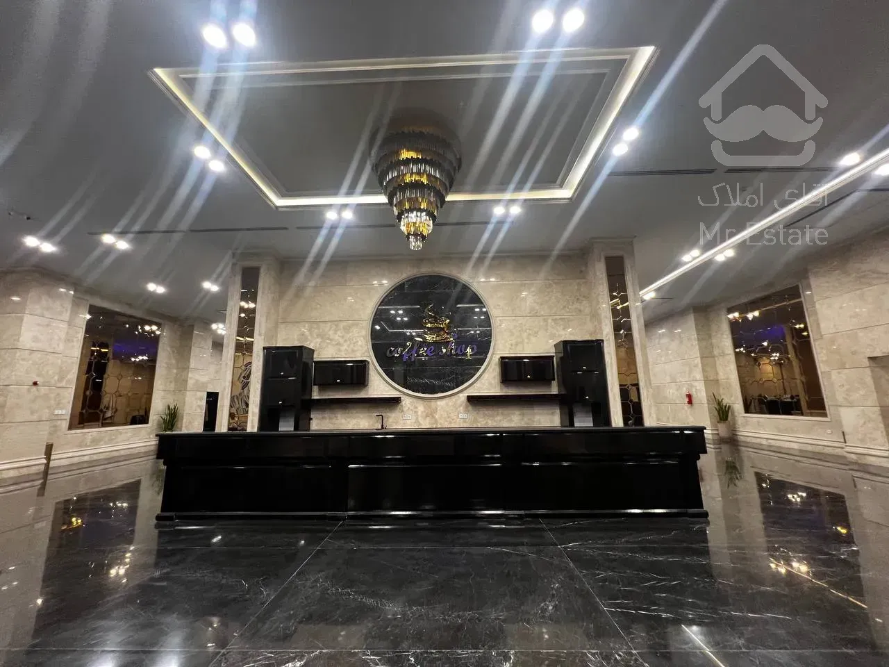 پیش فروش واحد 35متری تجاری در برج بزرگ تجاری و اداری میرزابابایی