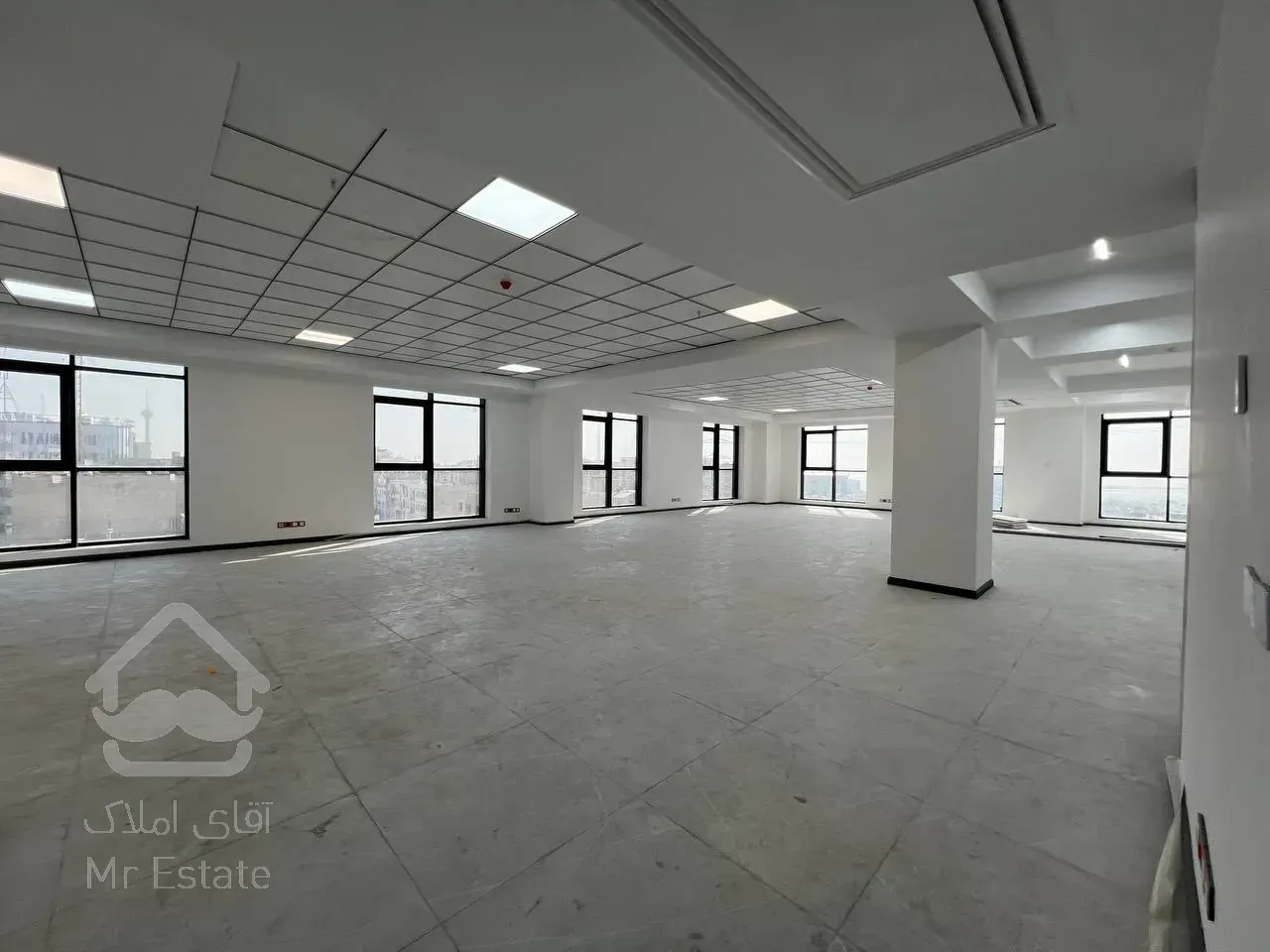 فروش اداری81متر در پونک/فلت/سیستم تمام هوشمند/سند اداری