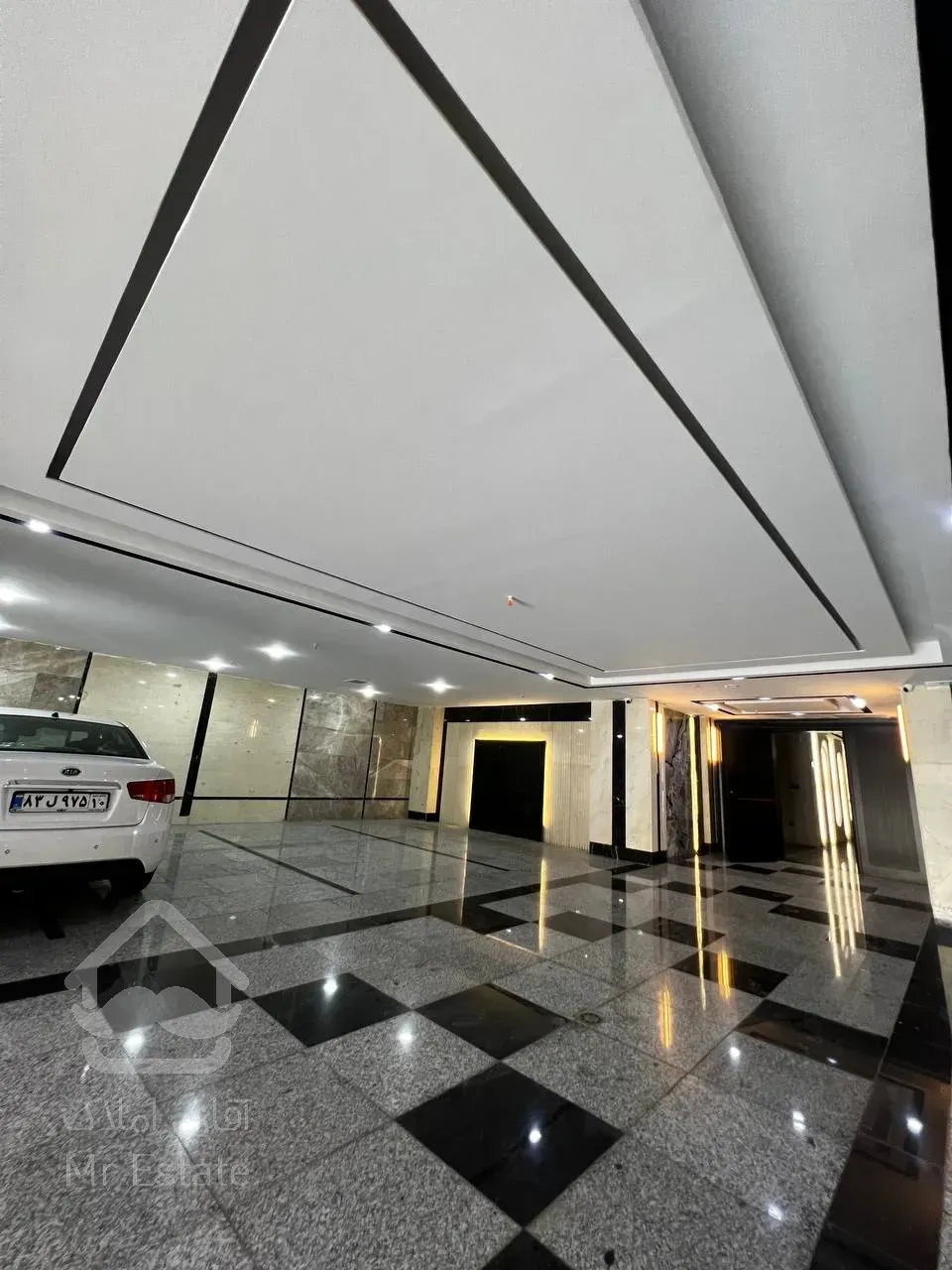 پیش فروش واحد 68 متری 2 خواب با امکانات فول هتلینگ در پونک