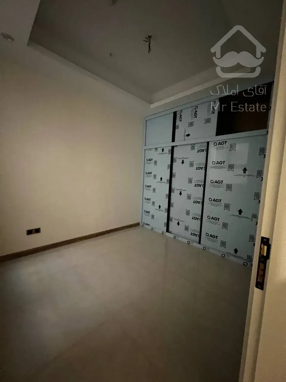 فروش واحد شیک 63 متر رونیکاپالاس در کوهسار