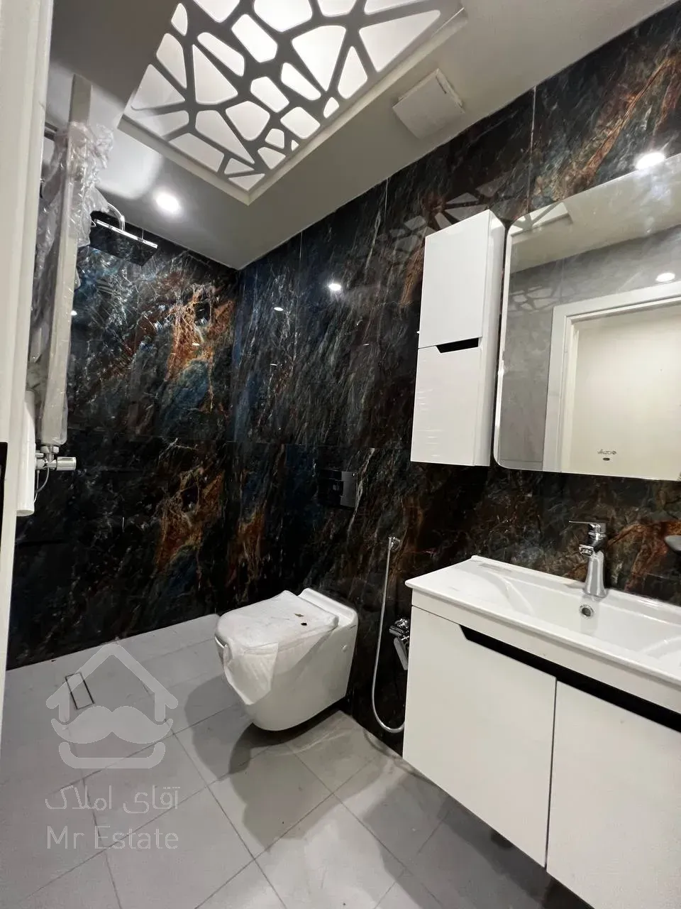 فروش واحد 106 متر رونیکاپالاس در کوهسار