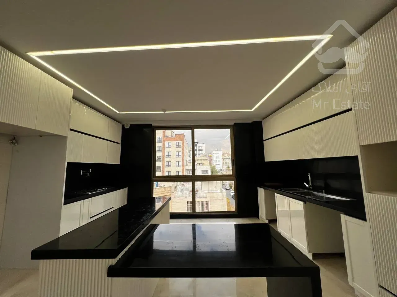 فروش آپارتمان 5 طبقه دارای سالن پرده خور غرق نور رونیکا پالاس سئول