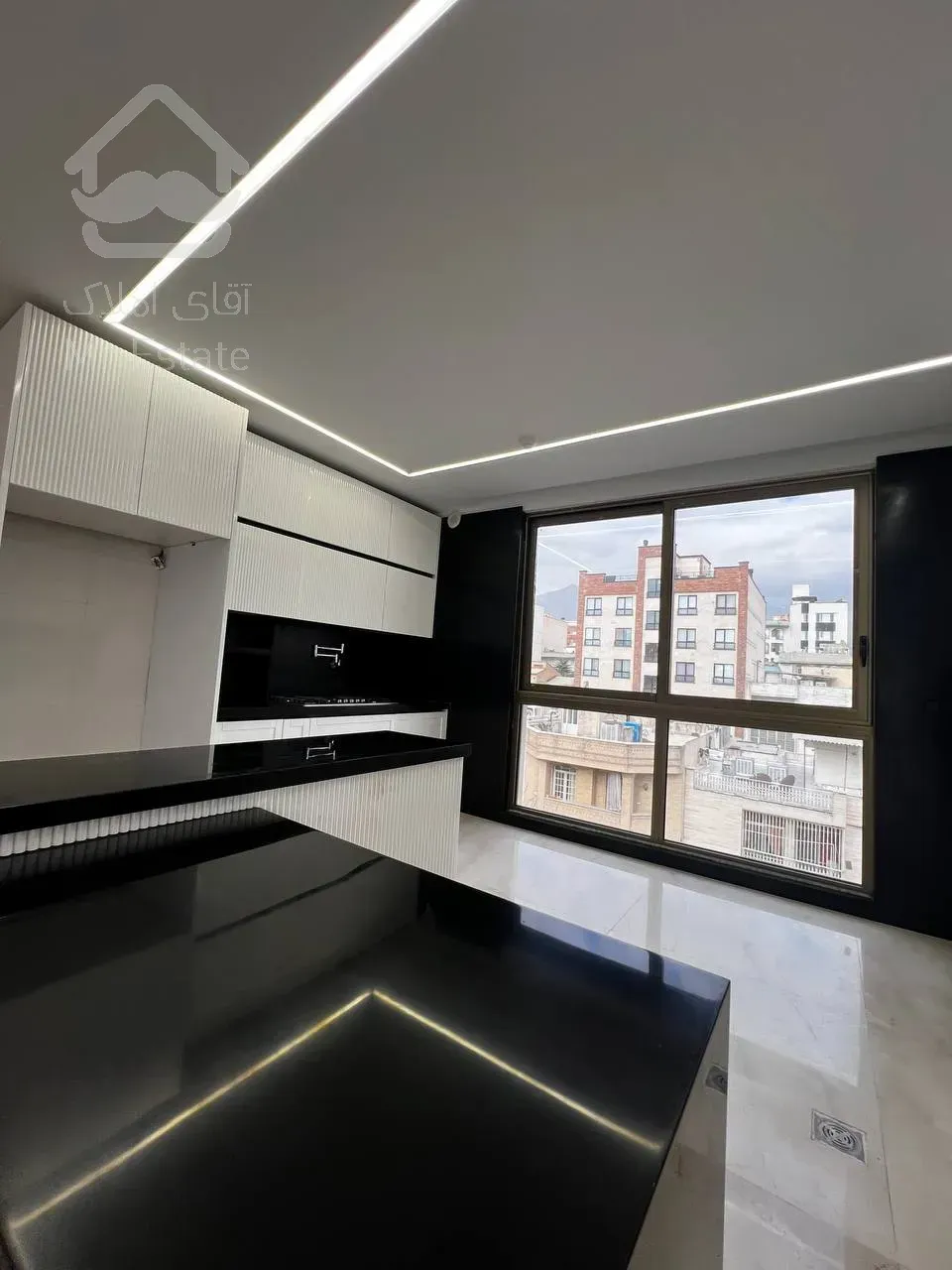 فروش یکجا واحدهای تجاری و مسکونی در شیخ بهایی