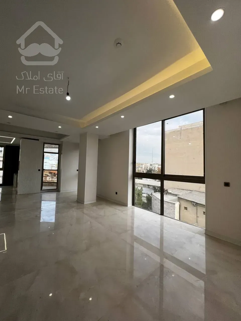 پیش فروش آپارتمان 116 متری در برج رونیکاپالاس لاله