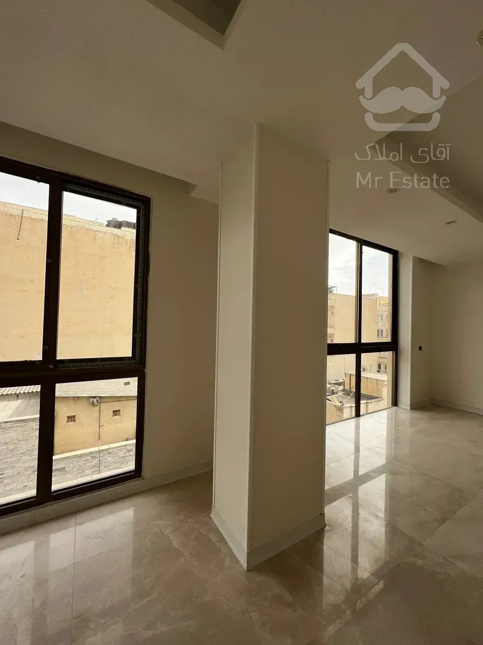 فروش آپارتمان 5 طبقه همراه دو باب مغازه به صورت یکجا در رونیکا پالاس سئول