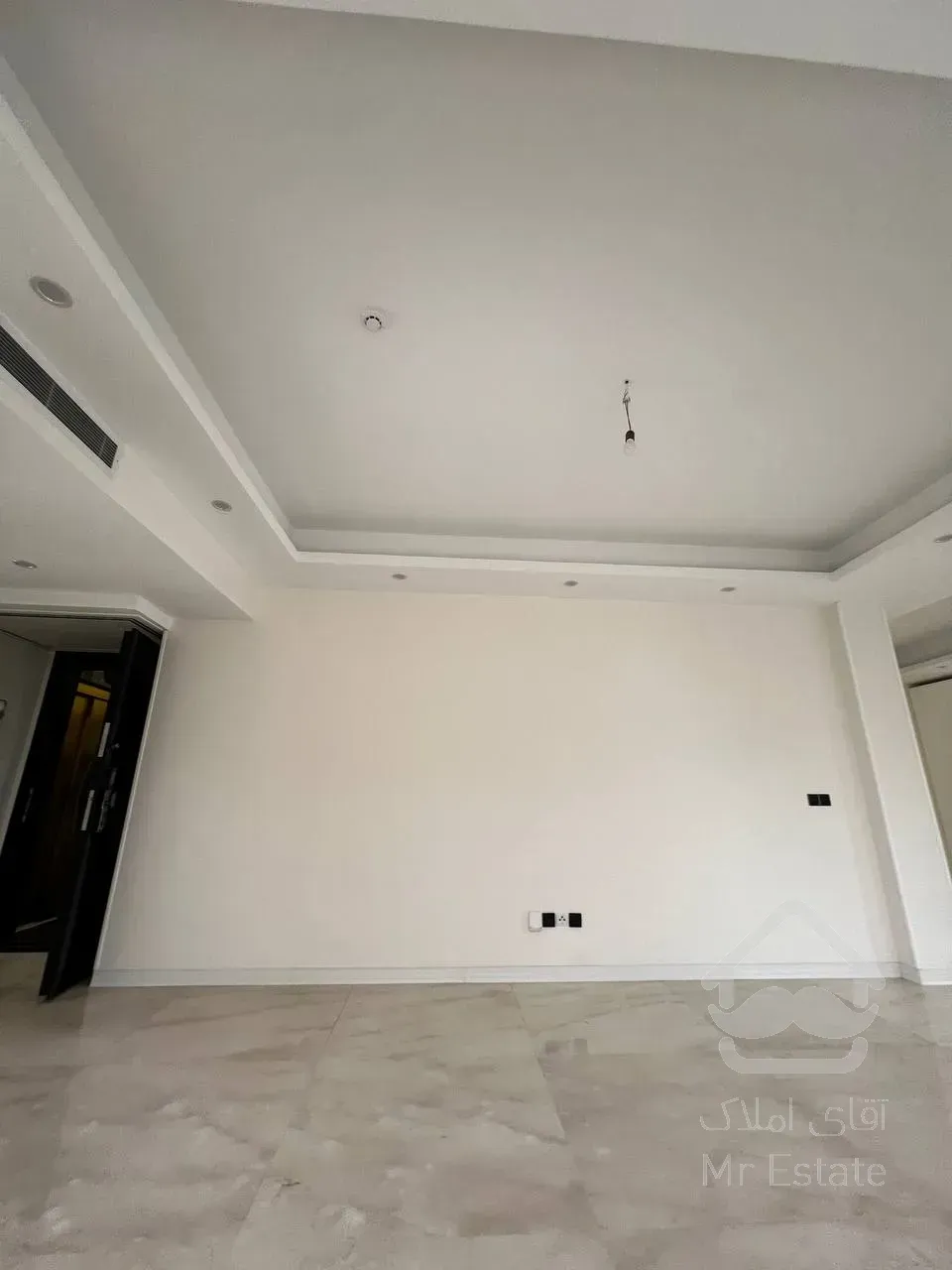 فروش آپارتمان دو خواب در 5 طبقه مجزا همراه با دو باب مغازه در رونیکا پالاس سئول