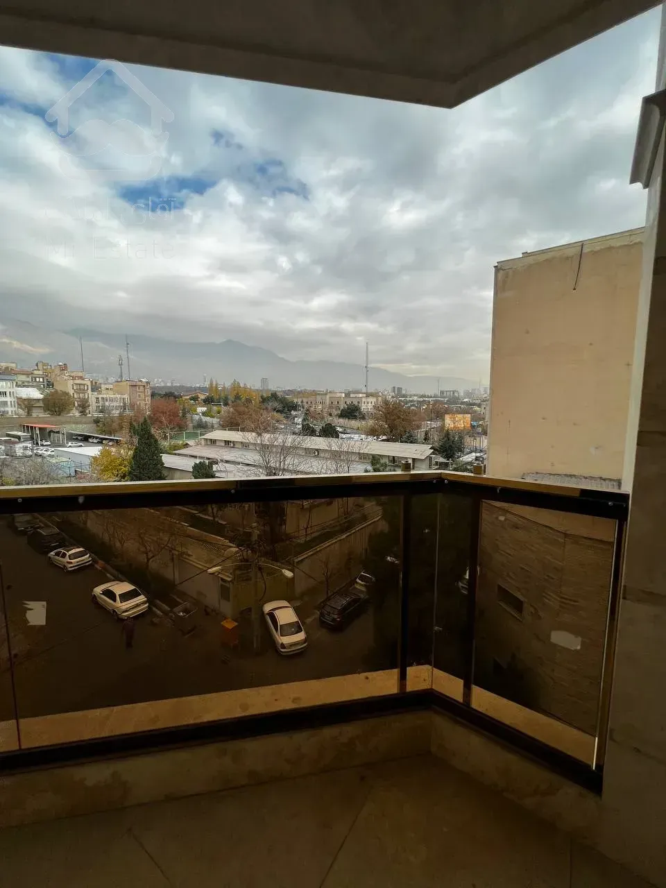 فروش آپارتمان 5 طبقه دارای سالن پرده خور غرق نور رونیکا پالاس سئول