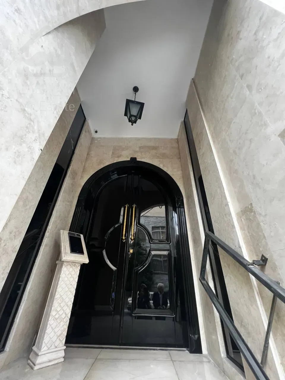 فروش کلی مجموعه رونیکاپالاس در سئول