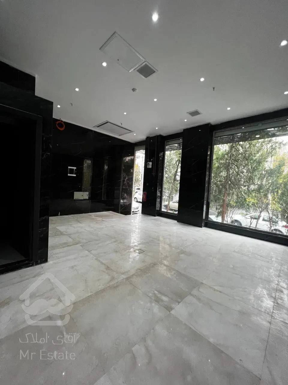 فروش آپارتمان نوساز 5 طبقه به همراه دو باب مغازه به صورت یکجا رونیکا پالاس سئول