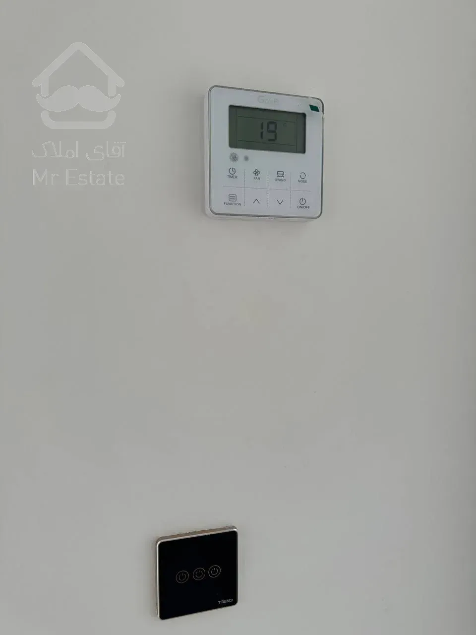 فروش ساختمان 5 طبقه تک واحدی به همراه 2 باب مغازه تجاری به صورت یکجا به فروش میرسد