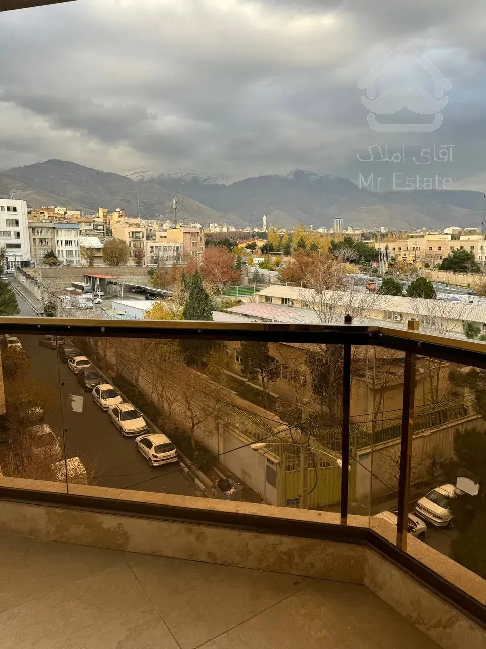 فروش یکجا اپارتمان 5 طبقه به همراه دو باب مغازه