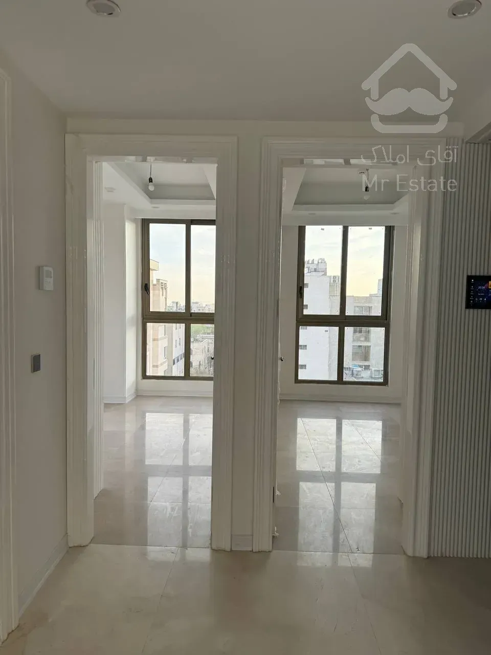 فروش یکجا اپارتمان 5 طبقه مسکونی لوکس به همراه 2 باب مغازه