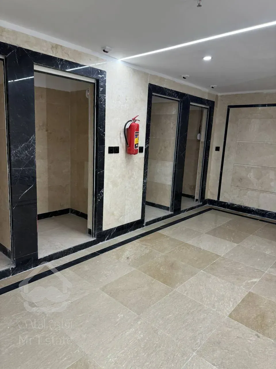 فروش یکجا  اپارتمان 5 واحدی مدرن سئول به همراه 2 باب مغازه