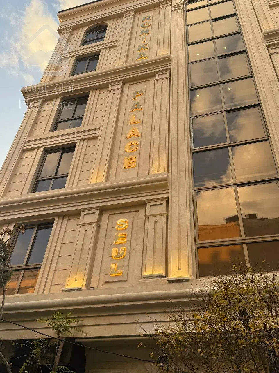 فروش یکجا  اپارتمان 5 واحدی مدرن سئول به همراه 2 باب مغازه