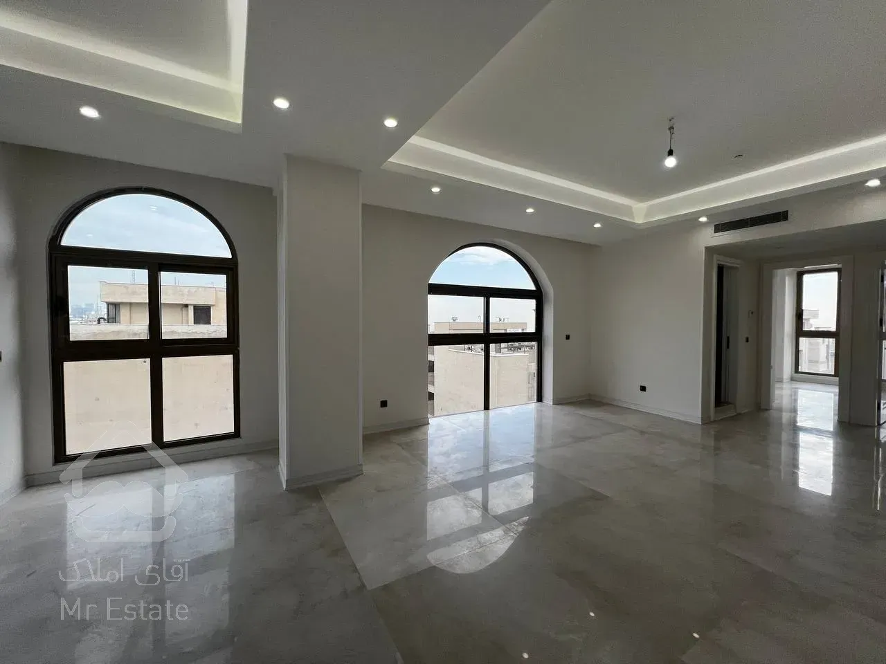 فروش آپارتمان 5 طبقه لاکچری در تاپ لوکیشن منطقه به همراه دو باب مغازه در رونیکا پالاس سئول