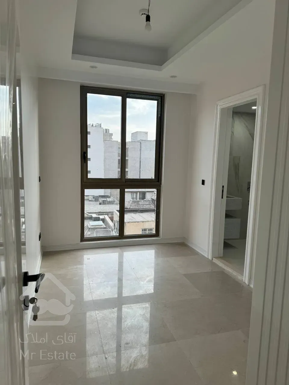 فروش اپارتمان 5 طبقه لوکس 111 متری به صورت یکجا