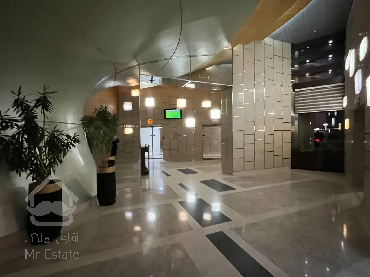 زندگی لوکس و مدرن در شمال غرب تهران | ویو ۳۶۰ درجه، خوش نقشه و امکانات کامل