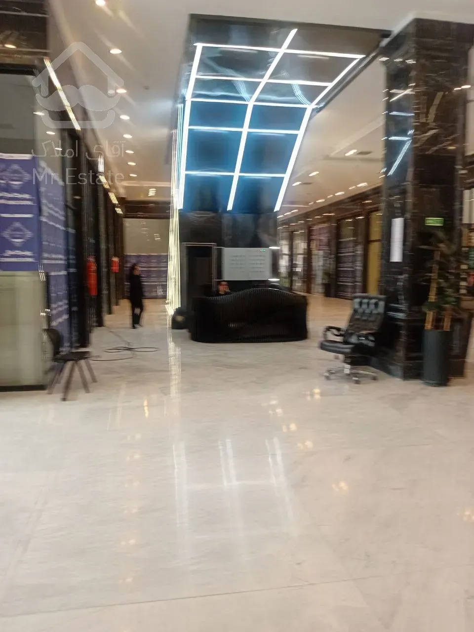 رهن و اجاره واحد تجاری 25 متری در منطقه هروی جنب ایستگاه مترو