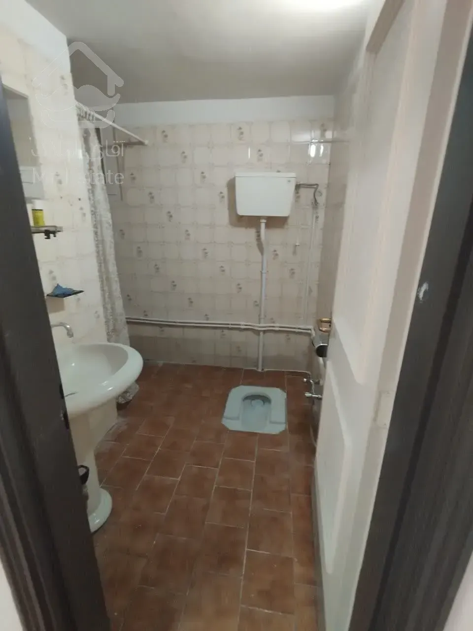 اجاره موقعیت اداری    85 متر     قائم مقام