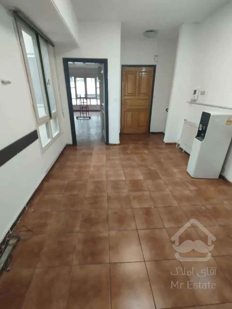 اجاره موقعیت اداری     110متر         بهشتی